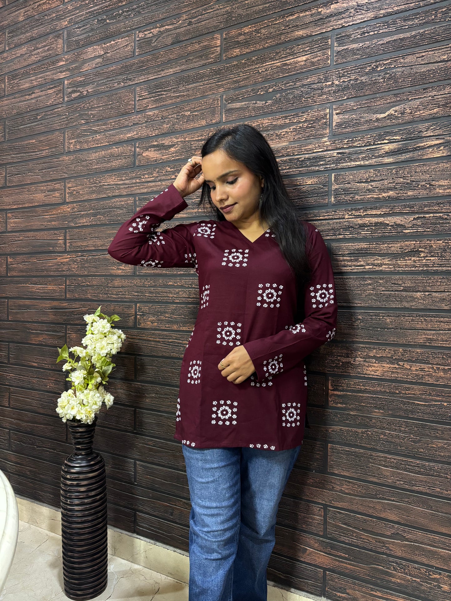 Bandhani Block print V- Neck Straight kurti