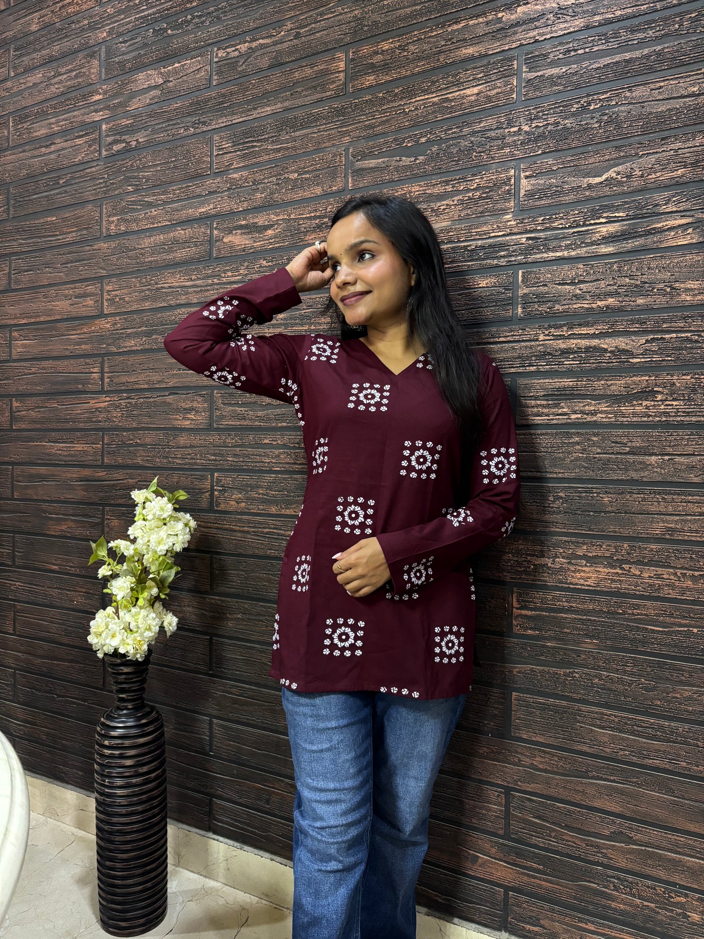 Bandhani Block print V- Neck Straight kurti