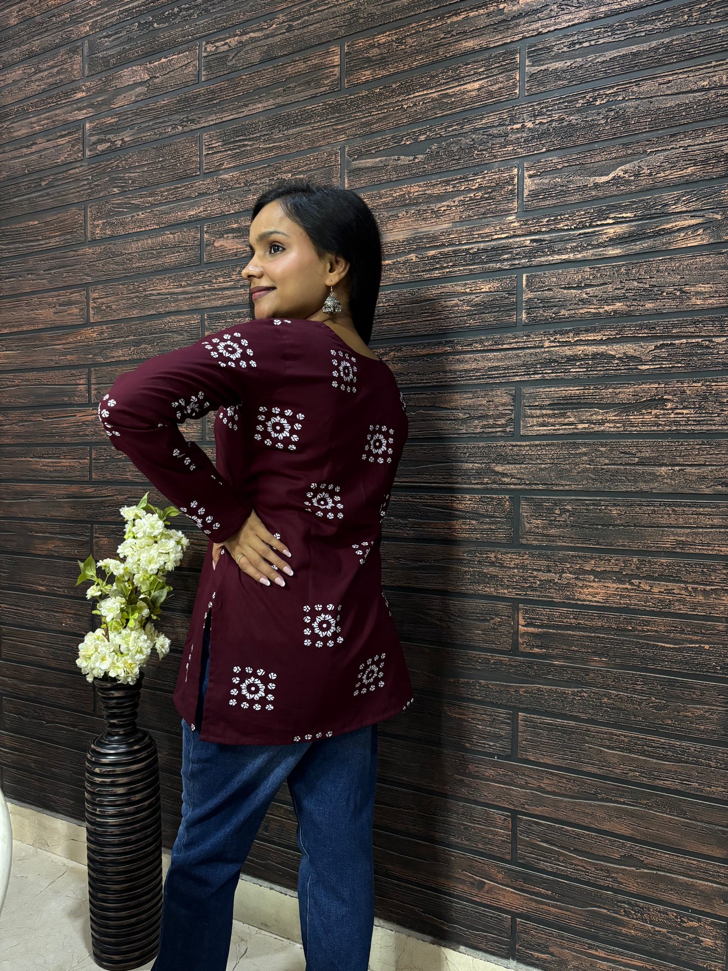 Bandhani Block print V- Neck Straight kurti